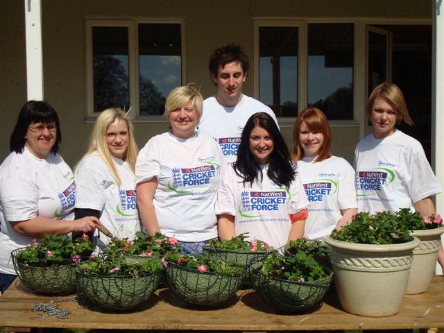 Cornwoods volunteers pose for a piccie